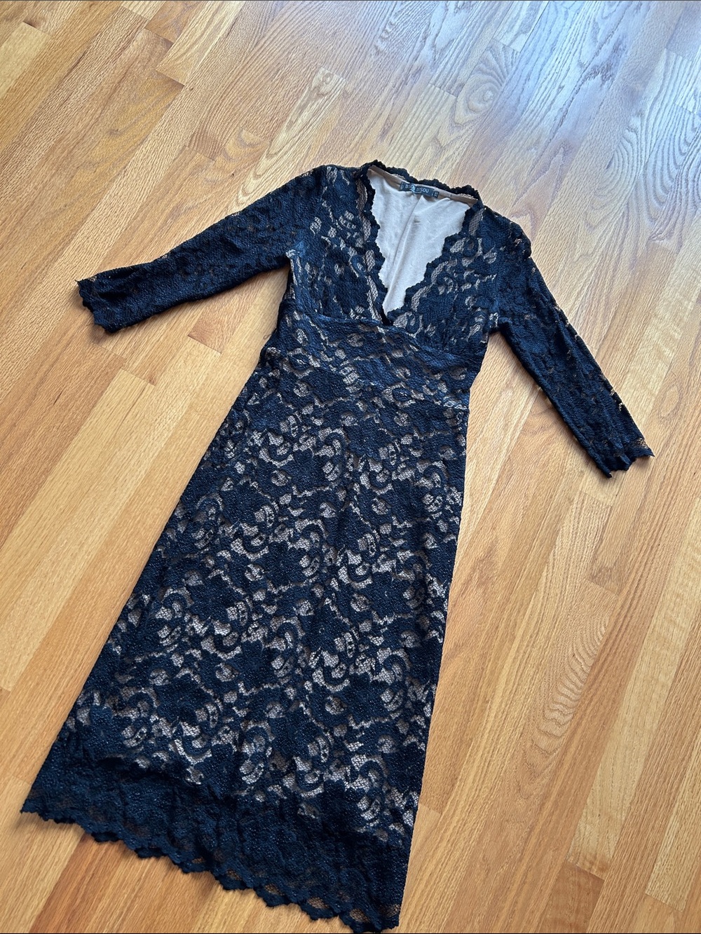 Bisou Bisou Michelle Bohbot dress 😊